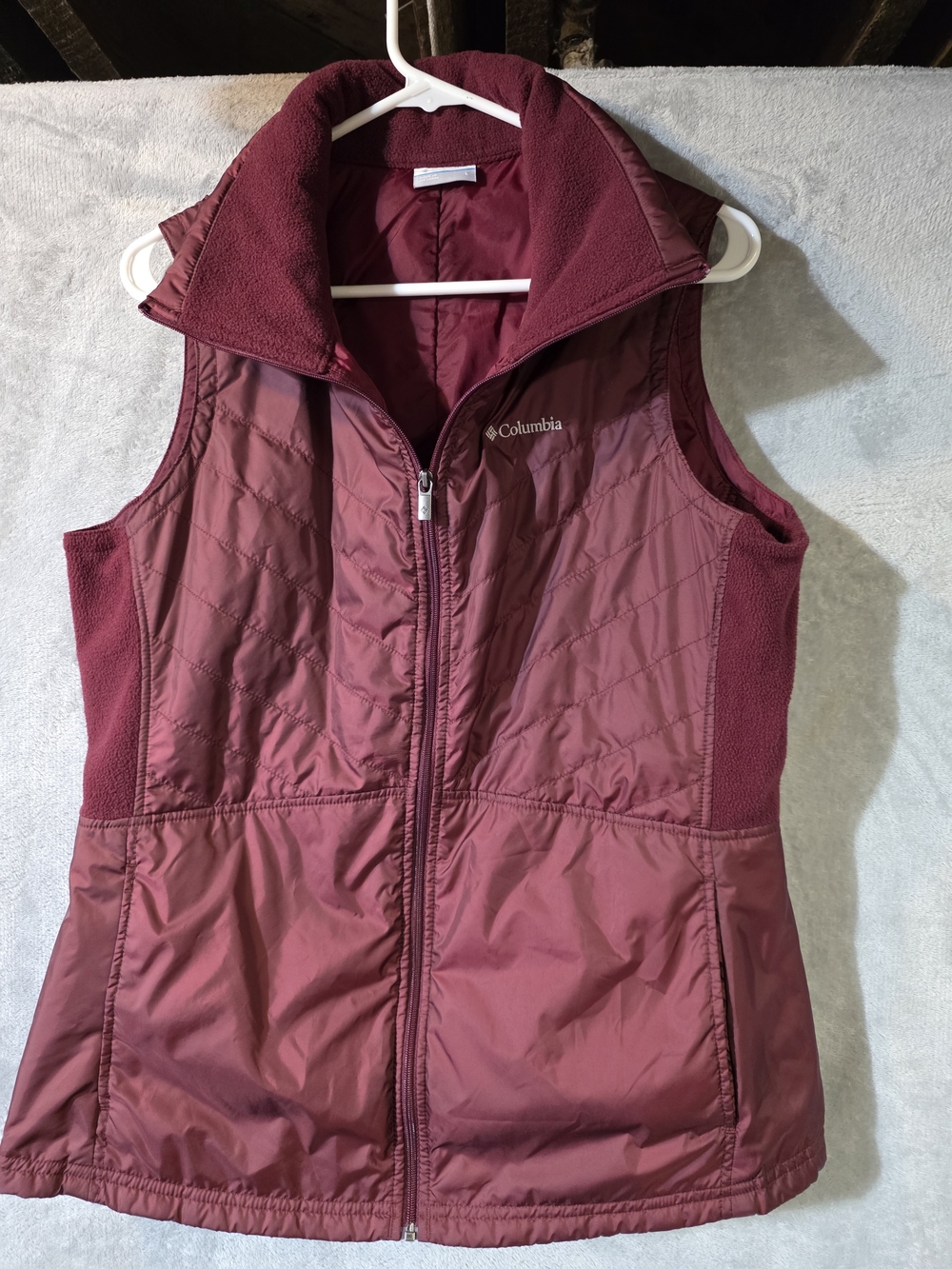 Columbia Women's Maroon Quilted Insulated Vest